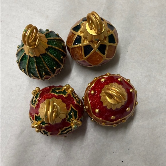 Bombay Company Christmas ornament-shaped place card holders - Picture 7 of 8